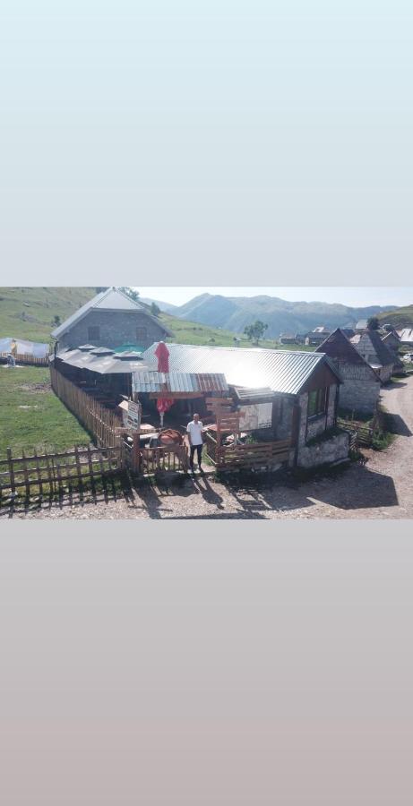 Guesthouse Letnja Basta Lukomir Exterior foto